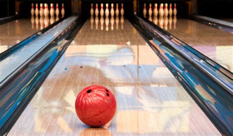 bowling lanes in brooklyn
